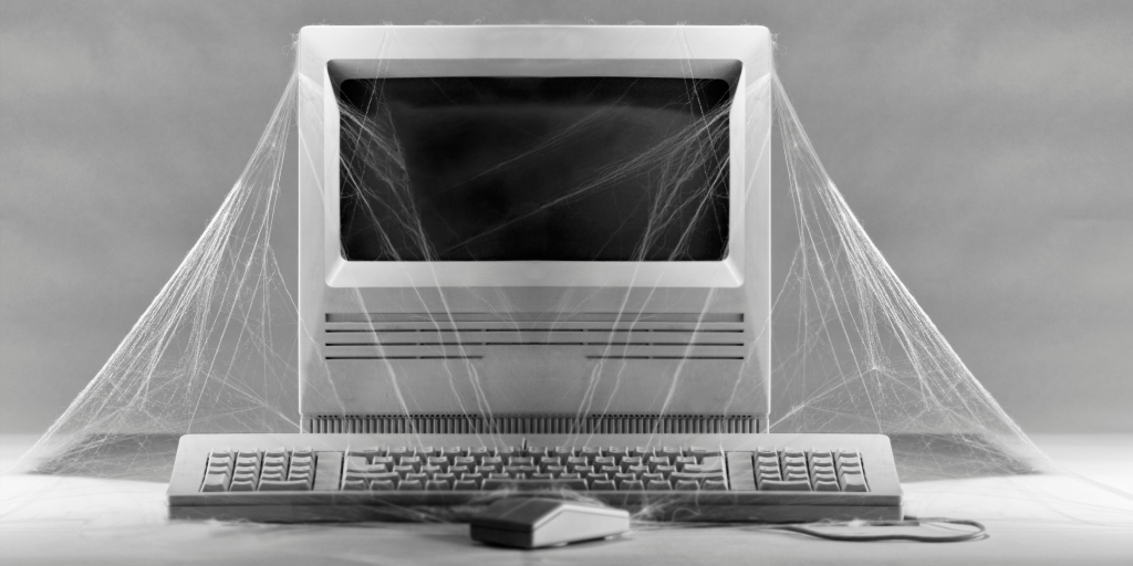 جمع الغبار عن الكمبيوتر القديم ITAM ITAD_CompuCycle